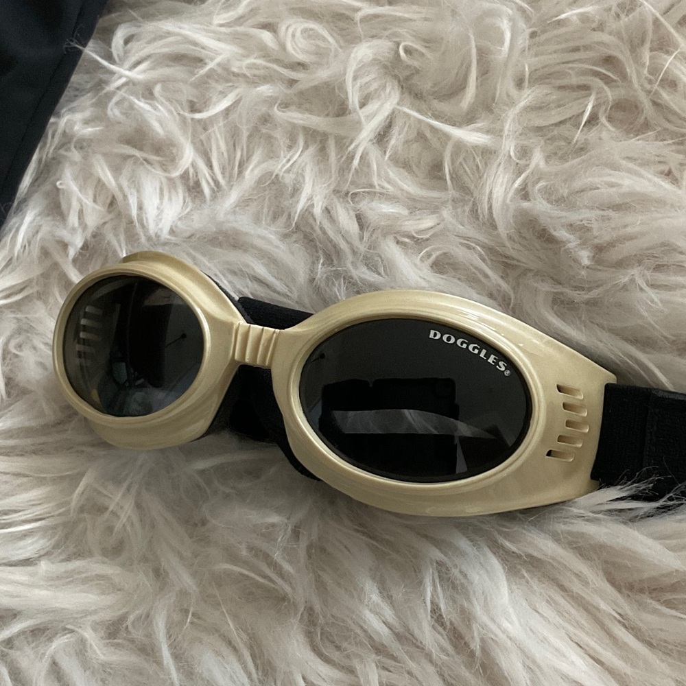 Doggles Chrome Dog Goggles - Picture 4 of 4